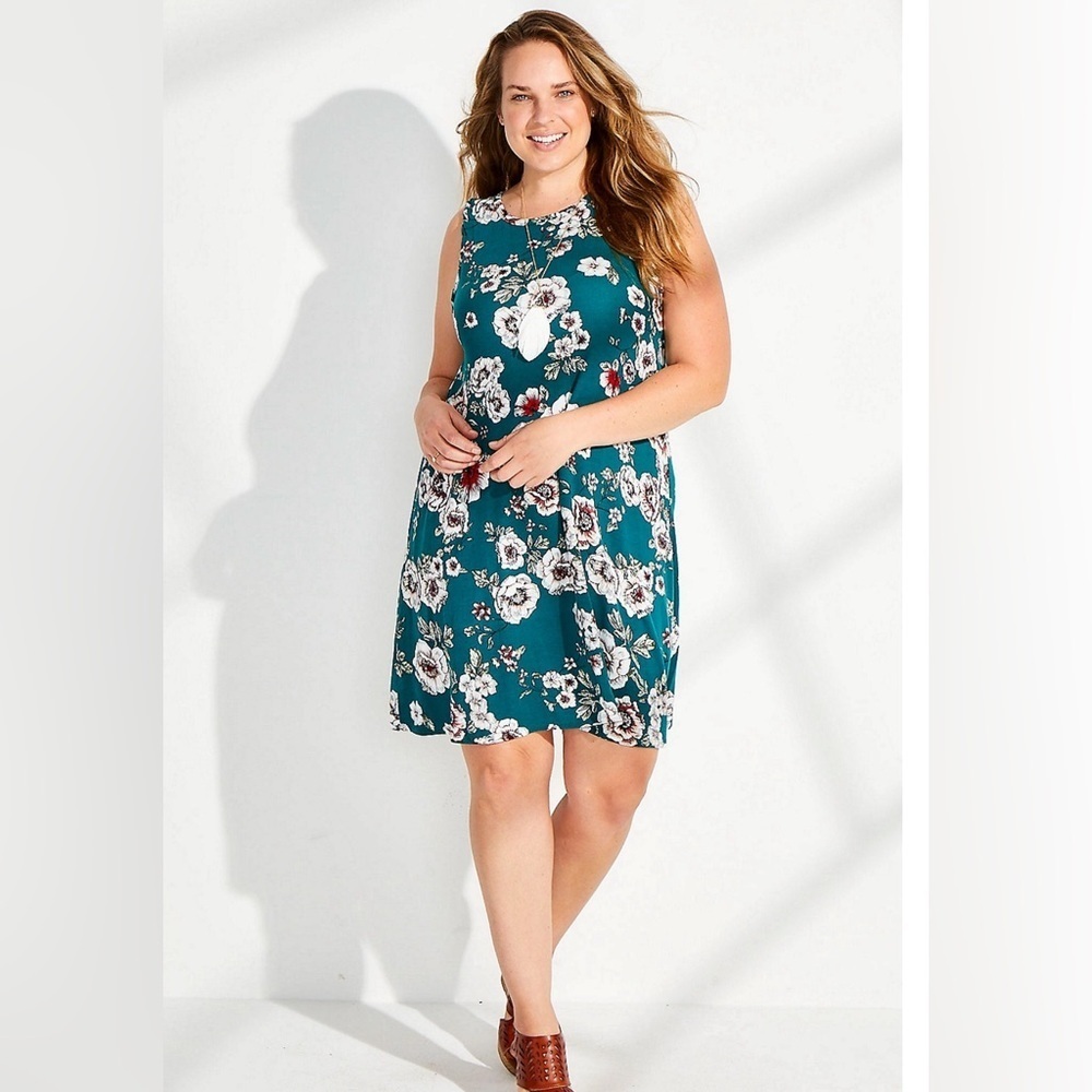 24/7 Floral Twisted Arm Shift Dress